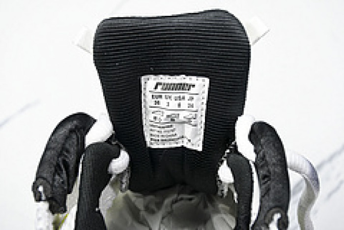 BLCG RUNNER  772774-W3RNY-0213