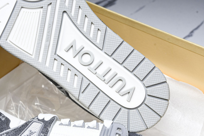 LV SNEAKER LOW FOR-LV138