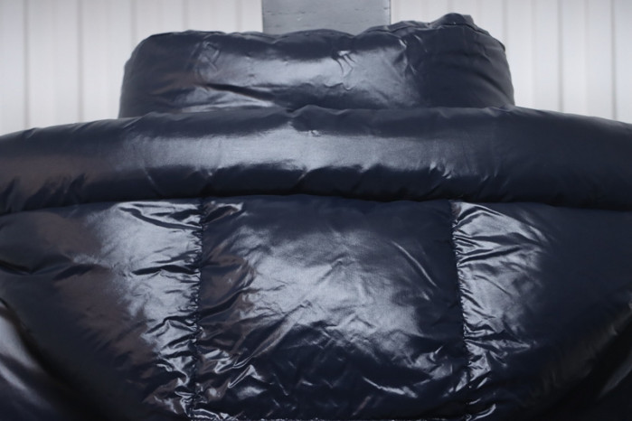 CLOTHES M0NCLER  MC04