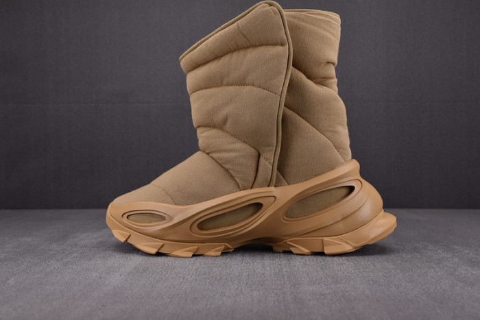 Yeezy NSLTD Boot  ‘Khaki’   GX0054