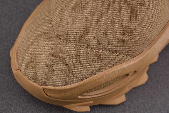 Yeezy NSLTD Boot  ‘Khaki’   GX0054