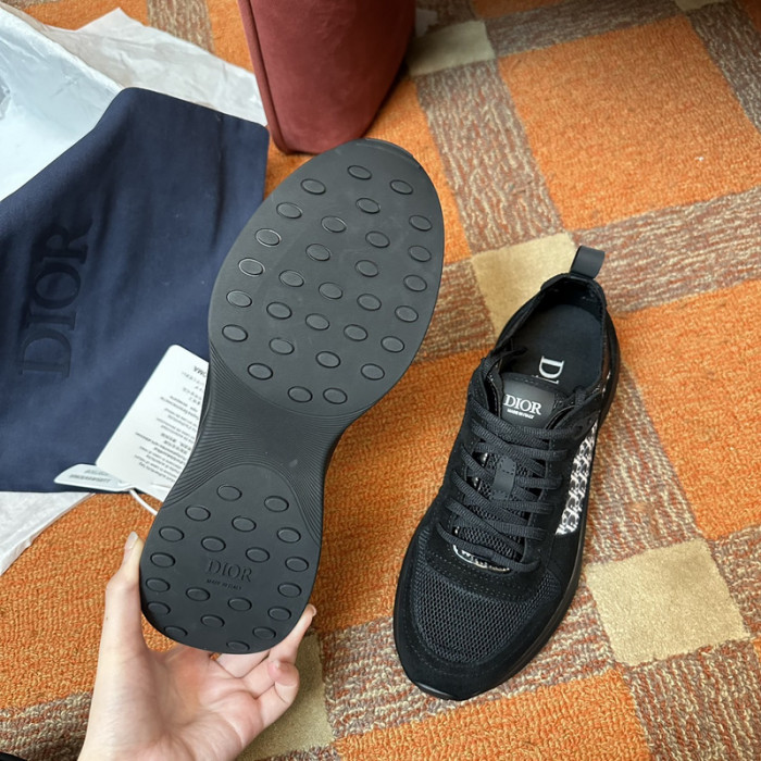 D10R B25 SNEAKER B25-15