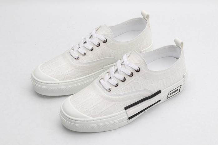 D10R B23 Sneakers Low Top