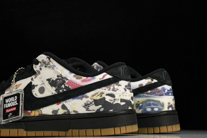 Dunk SB Supreme × Nike Dunk Low “Rammellzee”  FD8778-001