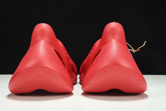 Adidas Yeezy Foam Runner Red CW3355