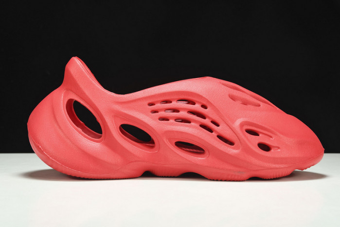 Adidas Yeezy Foam Runner Red CW3355