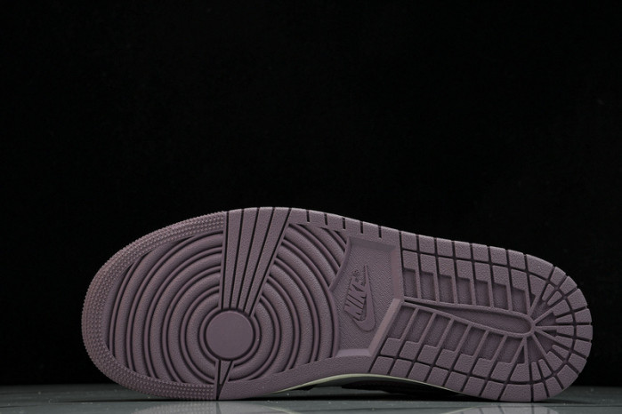 Air Jordan 1 Mid “Sky J Mauve”  BQ6472-050
