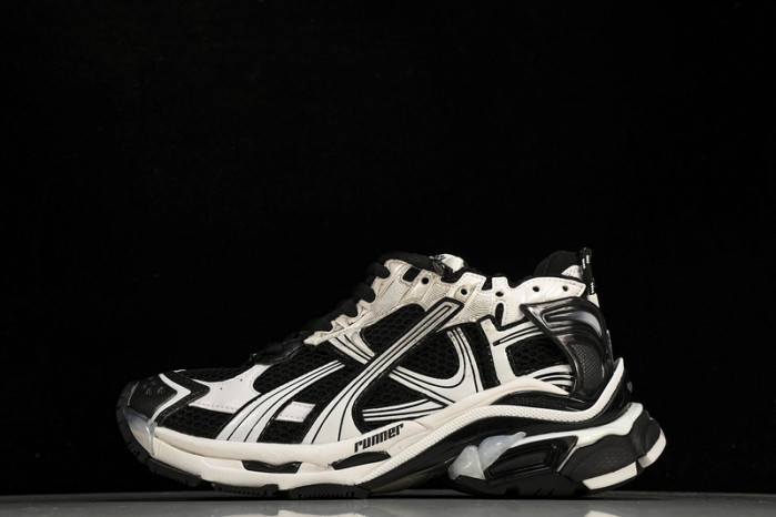 BLCG RUNNER   W3RY-0120