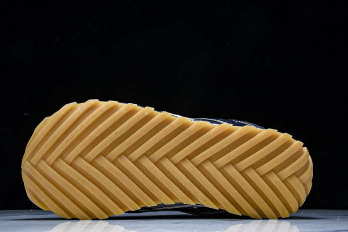 BOTTEGA VENETA  SNEAKER