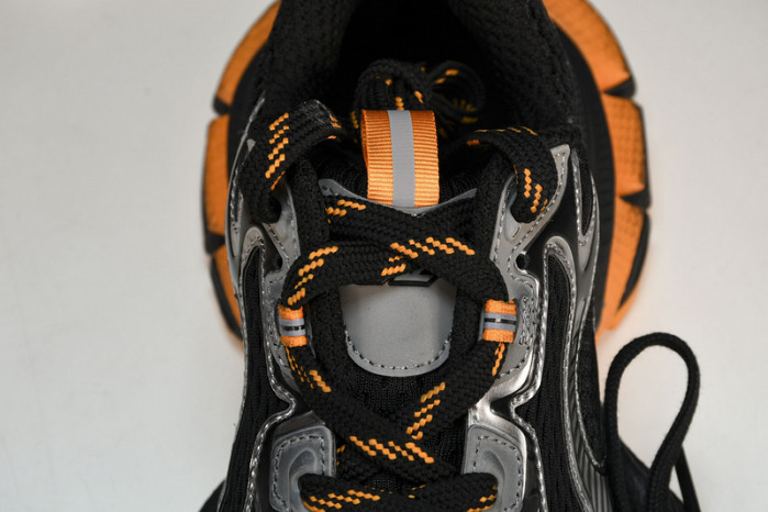 BLCG RUNNER    W3XL3-1178