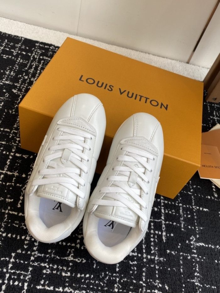 LV SNEAKER Buttersoft  FOR-LV375