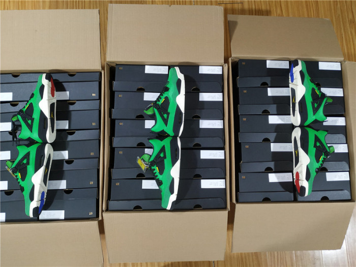 Air Jordan 4 Retro "Taupe Haze"