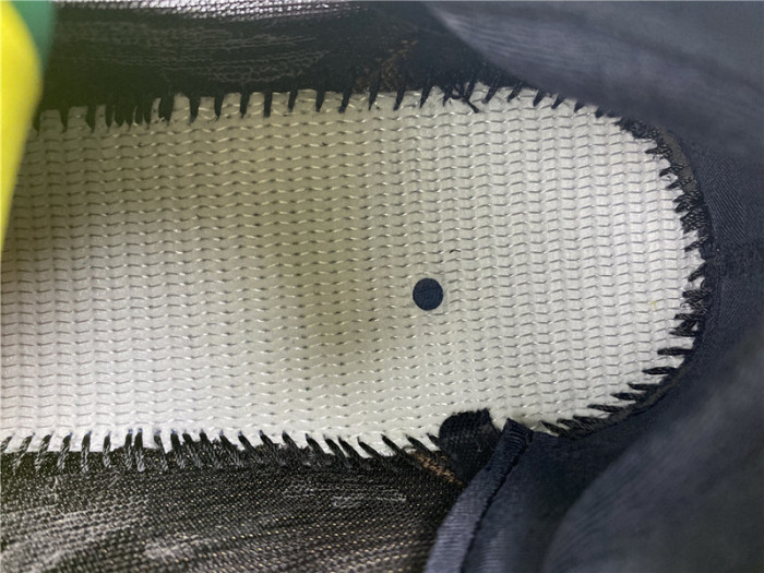 Adidas Yeezy 700 V3 GY0189